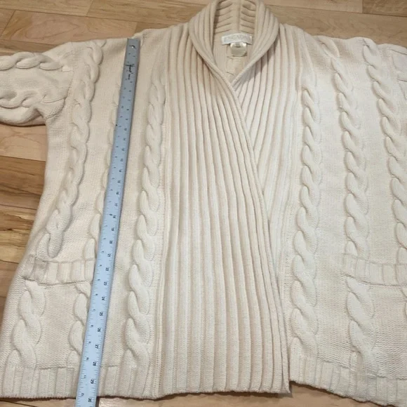 Escada Margaretha Ley Cream Cable Knit Sweater - Picture 4 of 17